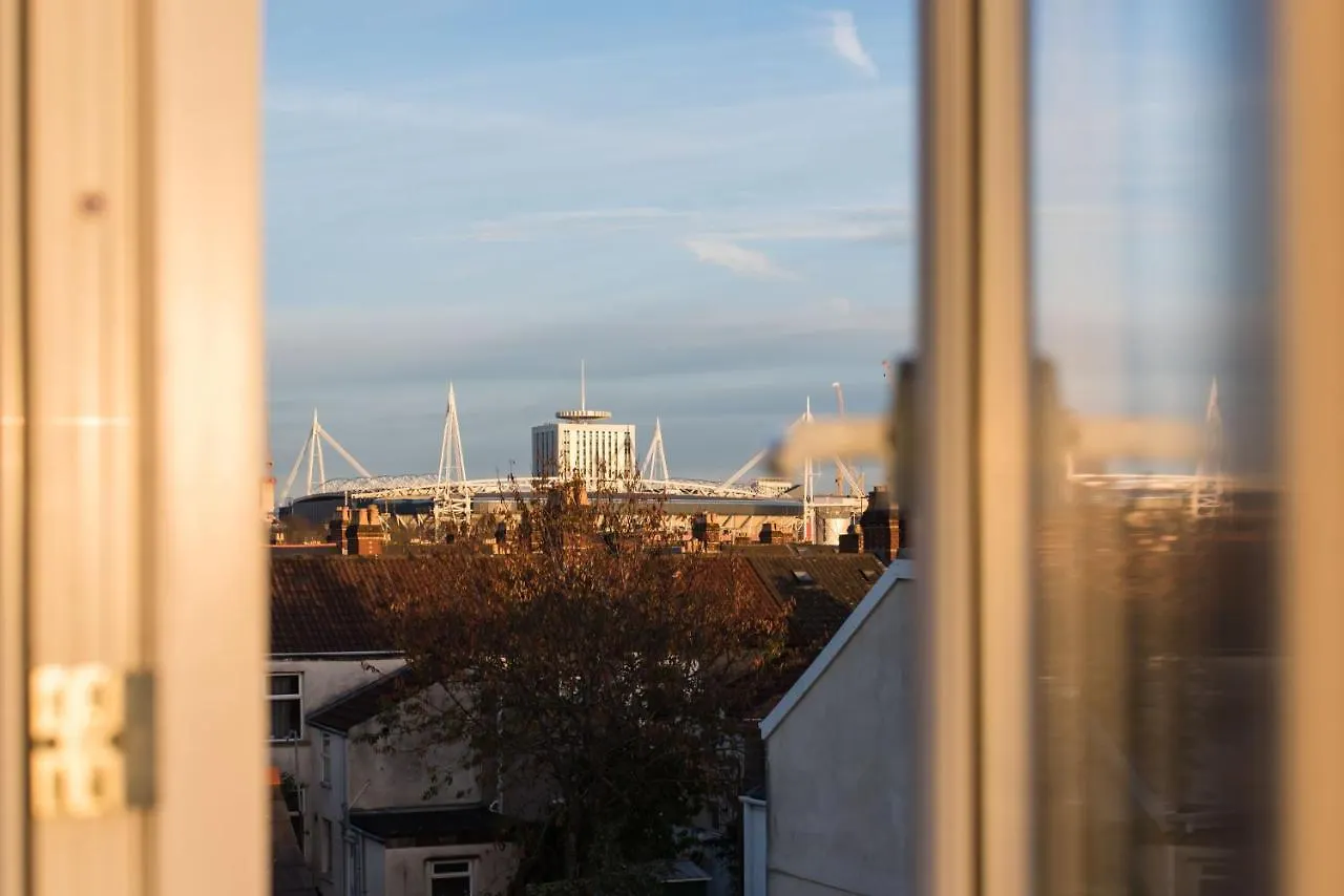 Elegant 2 Bedroom Apartment Near Stadium&Centre! Cardiff