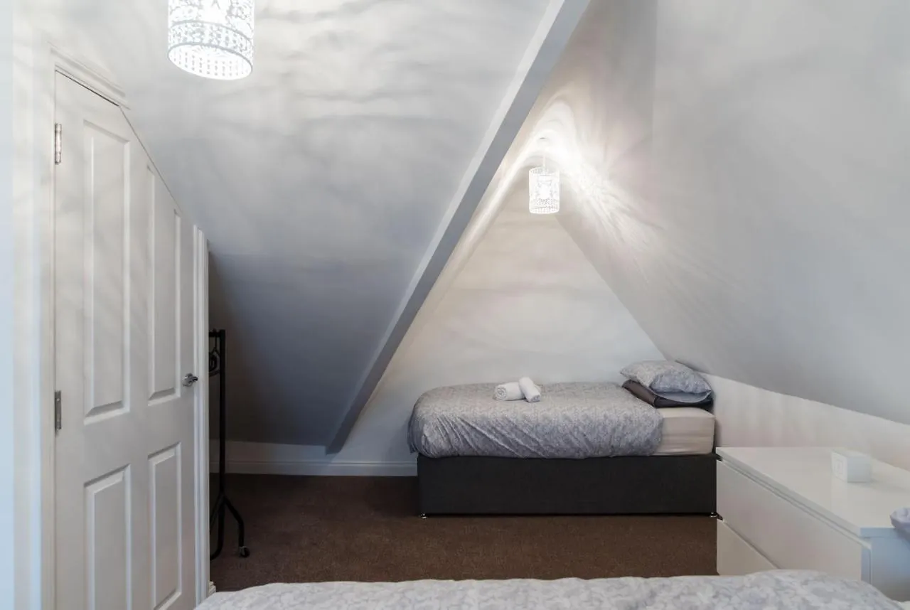Elegant 2 Bedroom Apartment Near Stadium & Centre! Cardiff Velká Británie